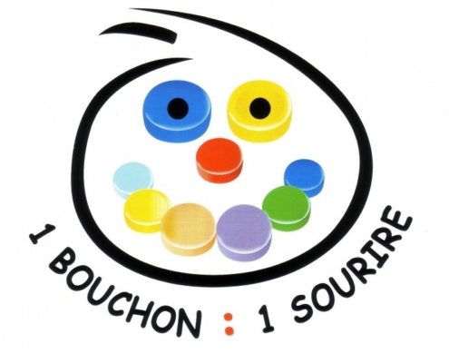 Logo "1 bouchon = 1 sourire" de Solidarité Bouchons 35