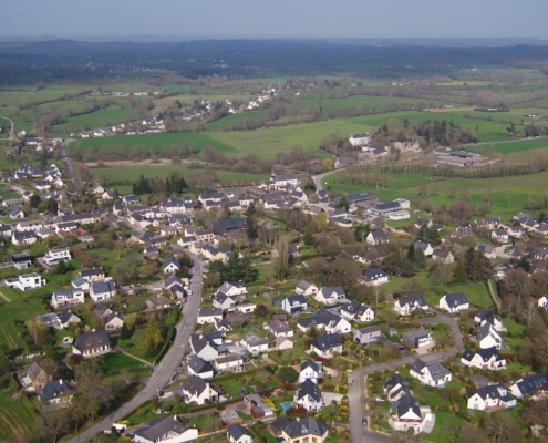 Photo aérienne de Saint-Sulpice-la-Forêt.