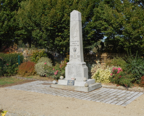 Déplacement du Monument aux Morts.
